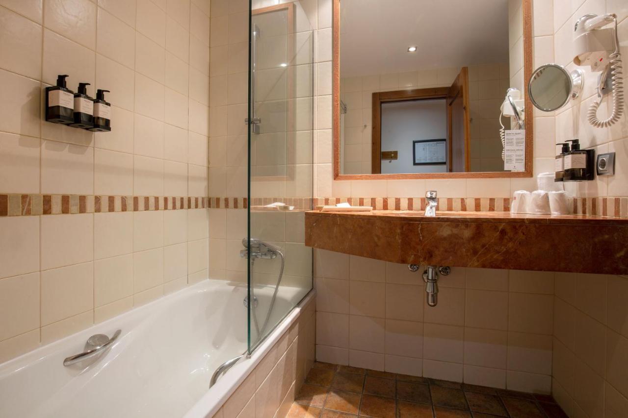 Triple Room,1417248045:JPEG